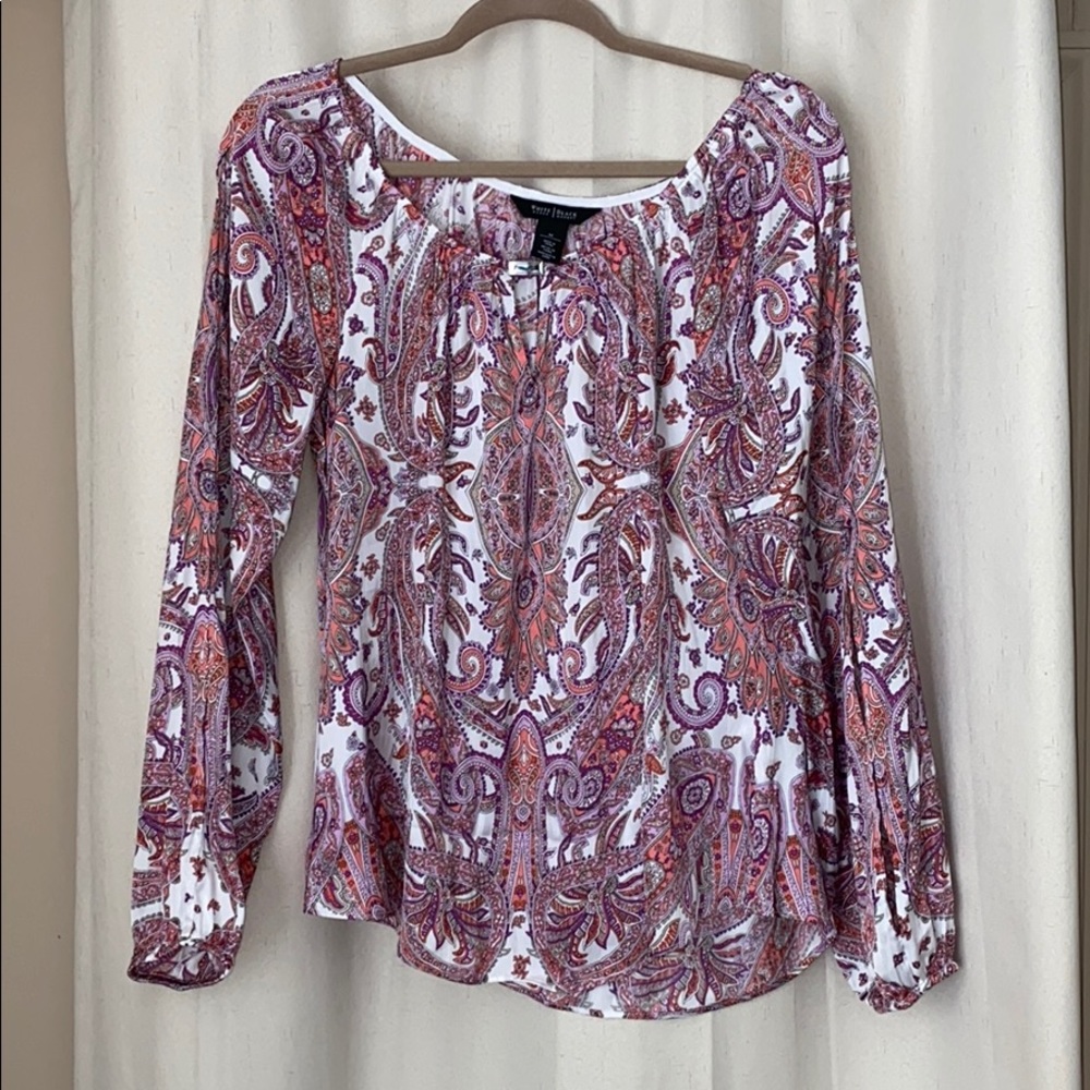 White black house market blouse